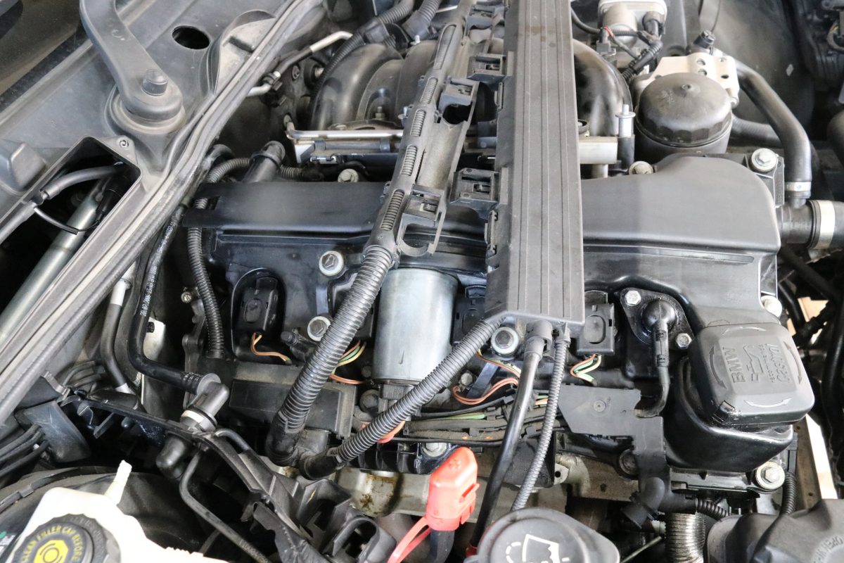 E90 3iバック時エンジン異音修理 Bmwクォリティパートナー認定整備工場 ミズノテクニカルサービス 兵庫県神戸市