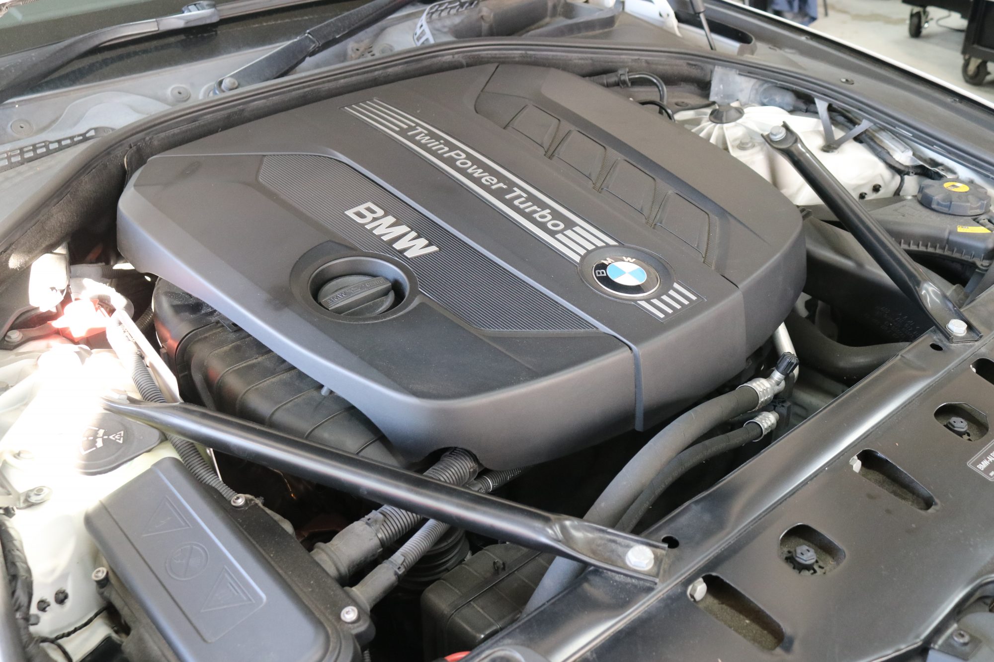 F11 523ｄ エンジンチェックランプ点灯修理 | BMWクォリティパートナー認定整備工場 ミズノテクニカルサービス｜兵庫県神戸市